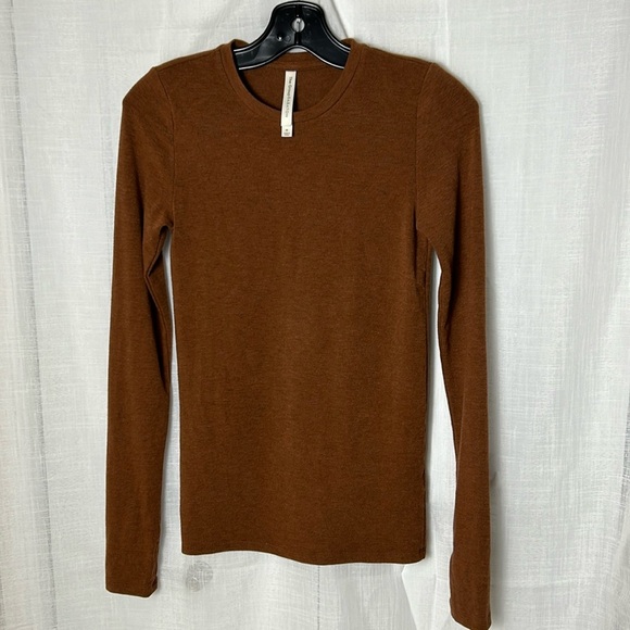 Aritzia Sweaters - The group Babaton , Ariztia ,sweater,sz M ,brown,tan, EC, jersey knit ,casual